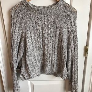 Cable knit grey sweater